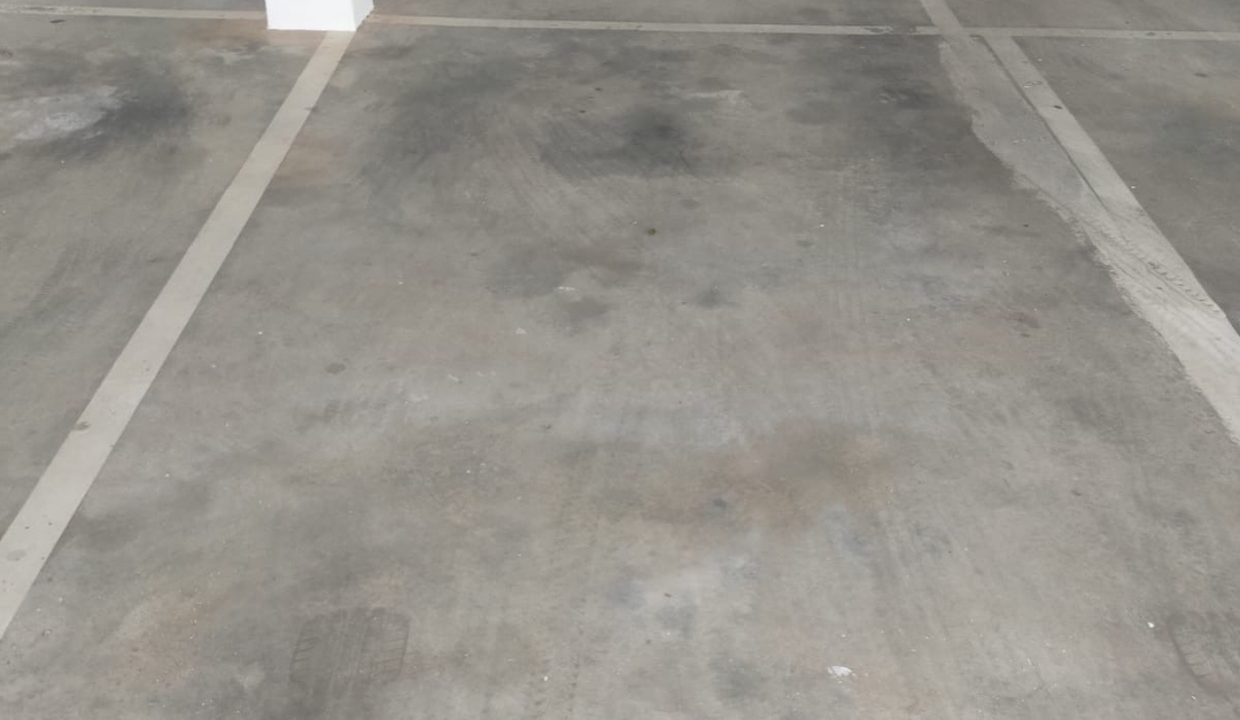 25_4057 0001