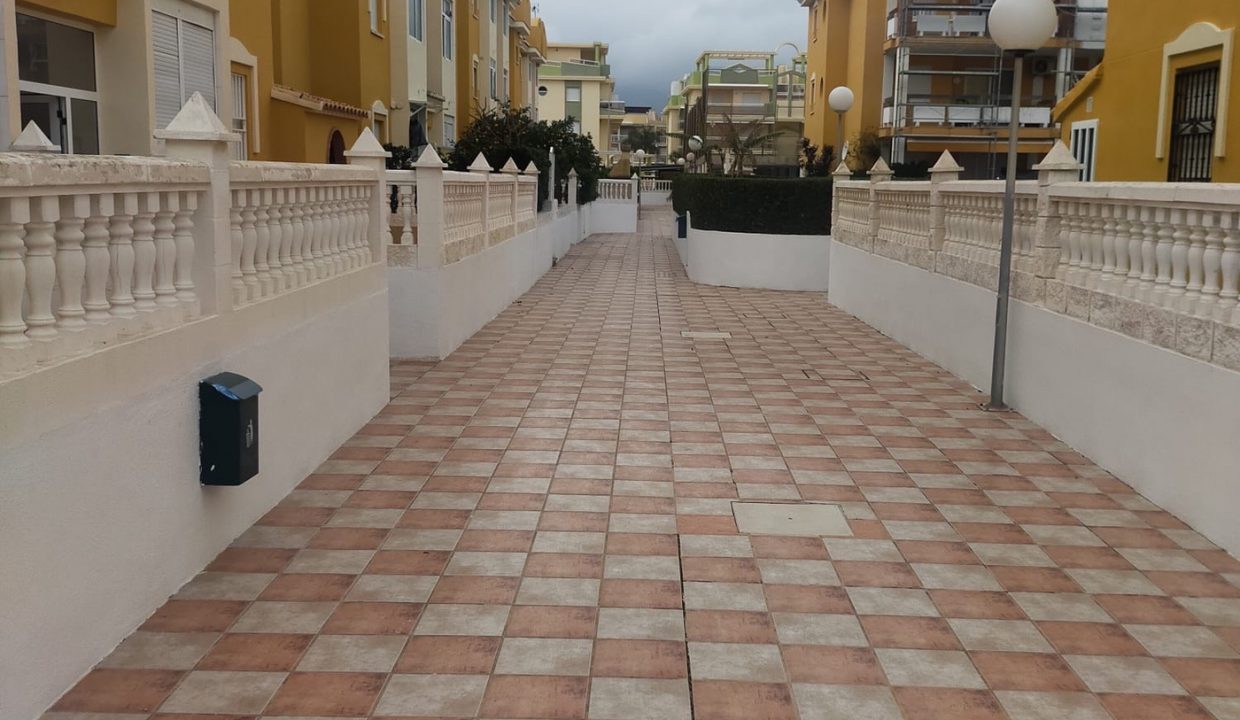 25_4057 0004