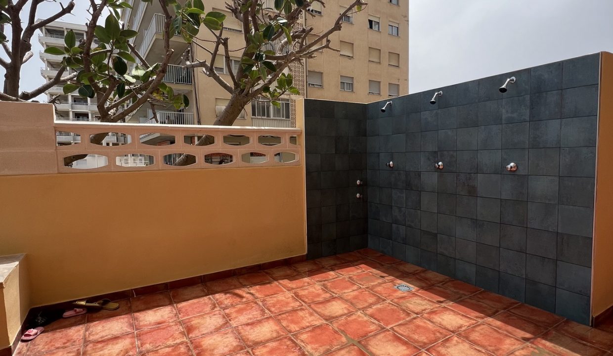 25_4067 0008