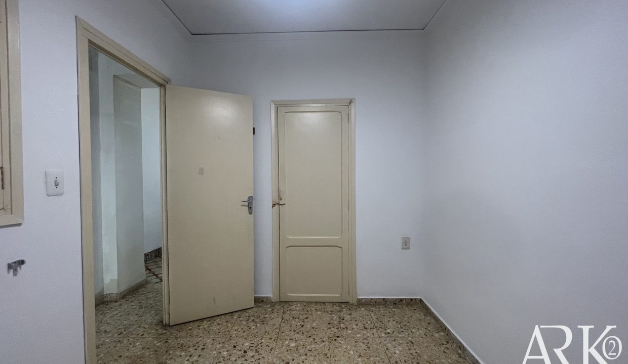 25_4070 0008